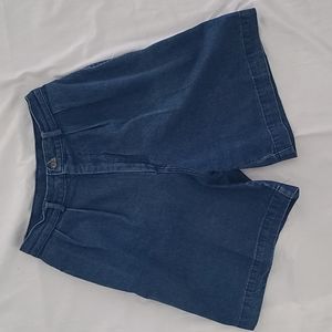 Vintage high rise pleated denim jean shorts